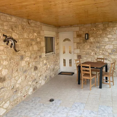 Gecko With Amazing Sea Views Holiday home *